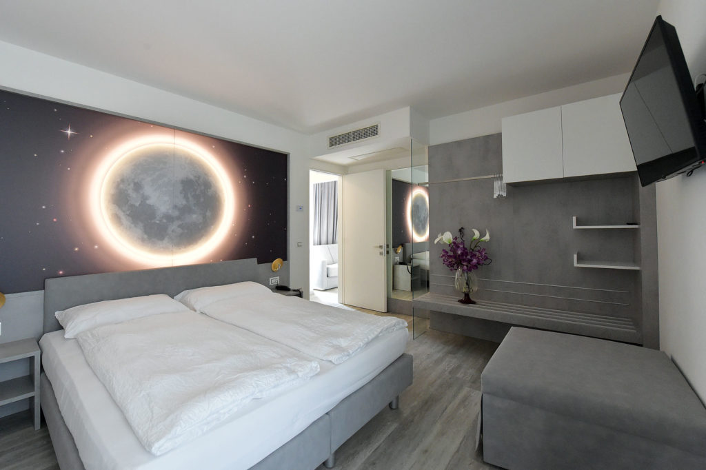 EcoHotel Primavera - Riva del Garda - Appartamento una camera Deluxe - luna - camera da letto