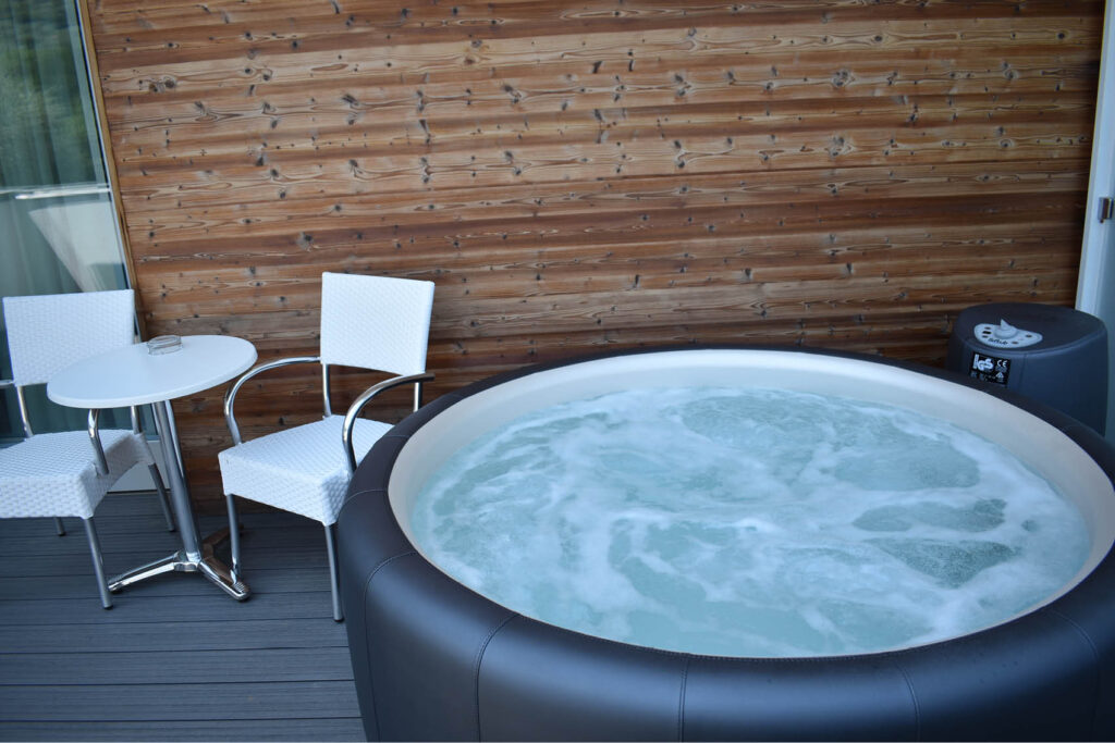 EcoHotel Primavera - Appartamento una camera Deluxe - Acqua